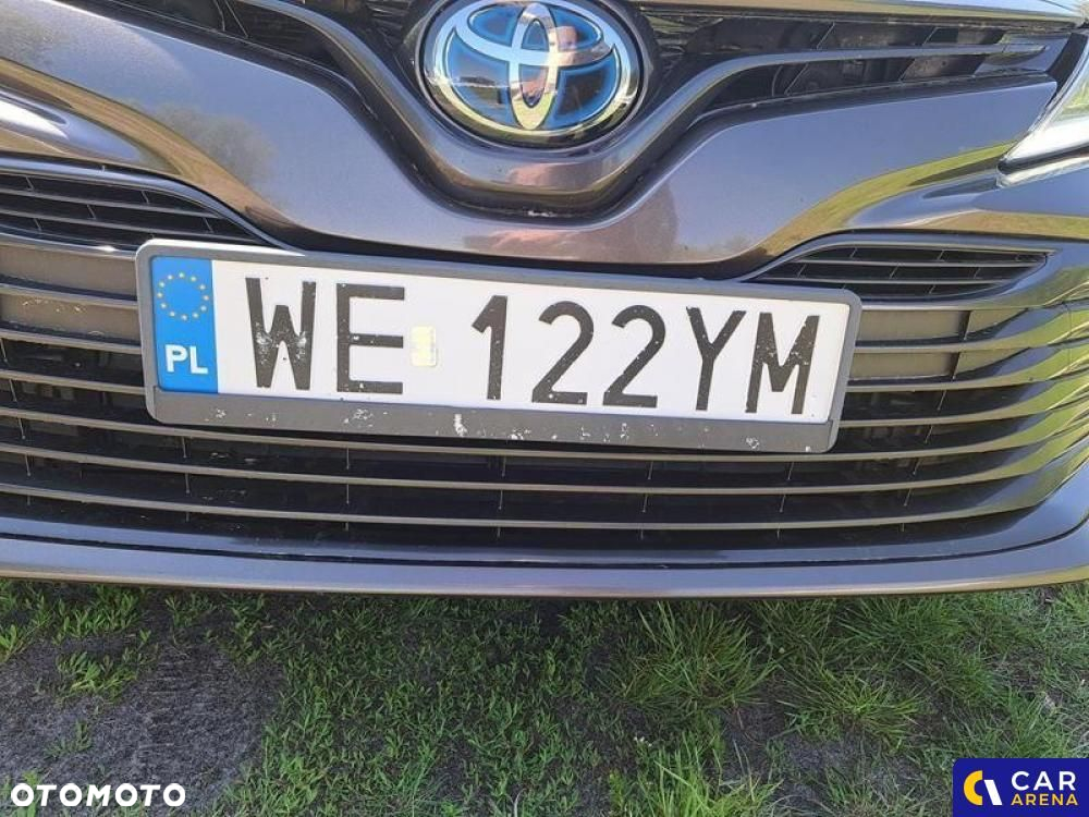Toyota Camry - 11