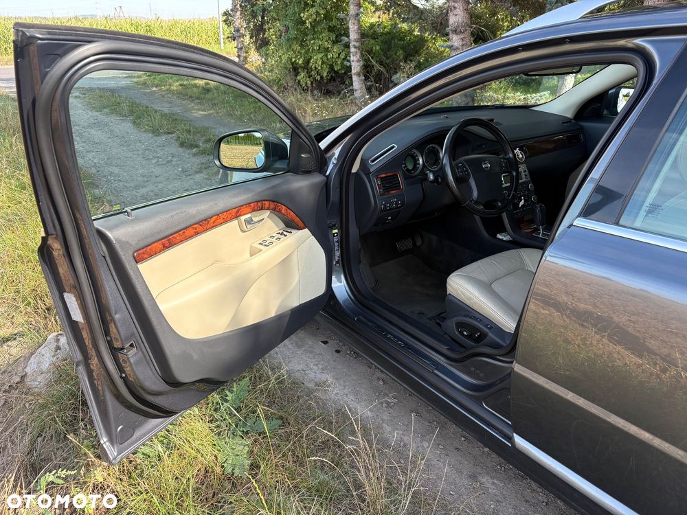 Volvo V70 D4 AWD Summum - 20