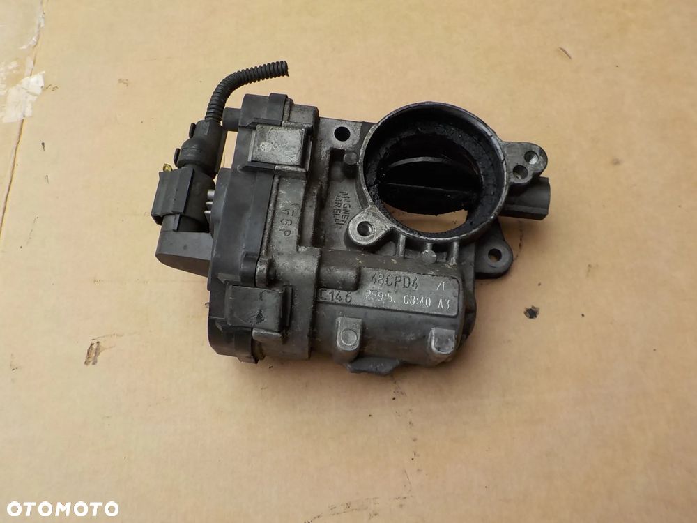 przepustnica opel zafira b 1,9 cdti 48CPD4 - 2