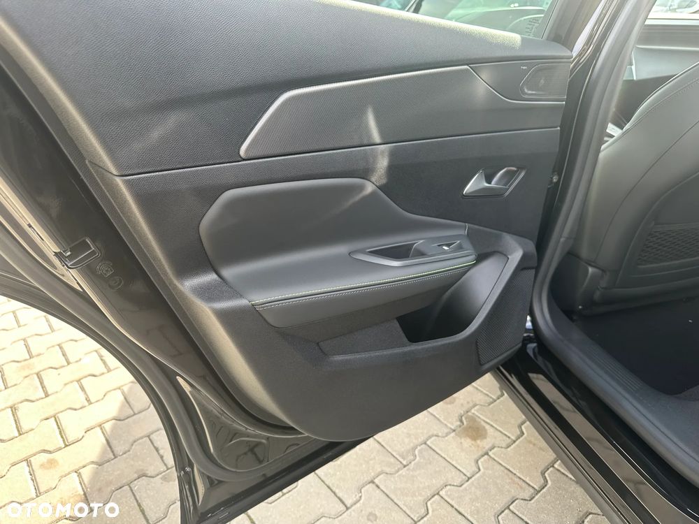 Peugeot 408 1.2 PureTech mHEV GT Exclusive S&S e-DCS6 - 23