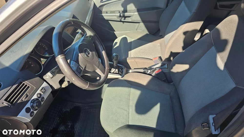Opel Astra 1.6 Cosmo - 11