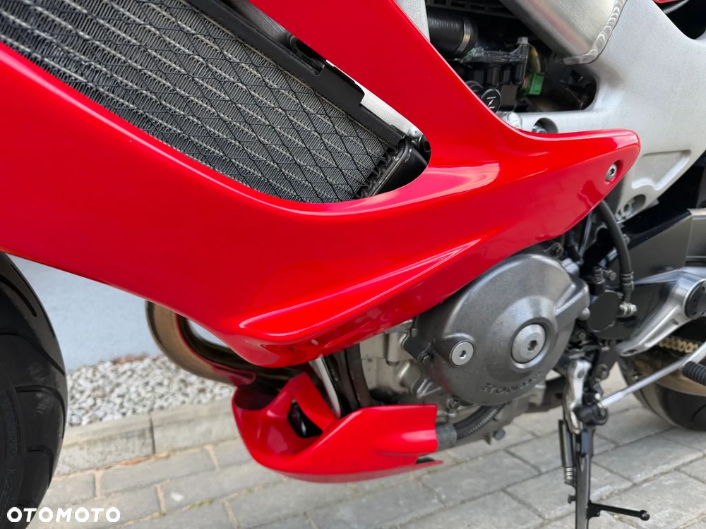 Honda VTR - 29