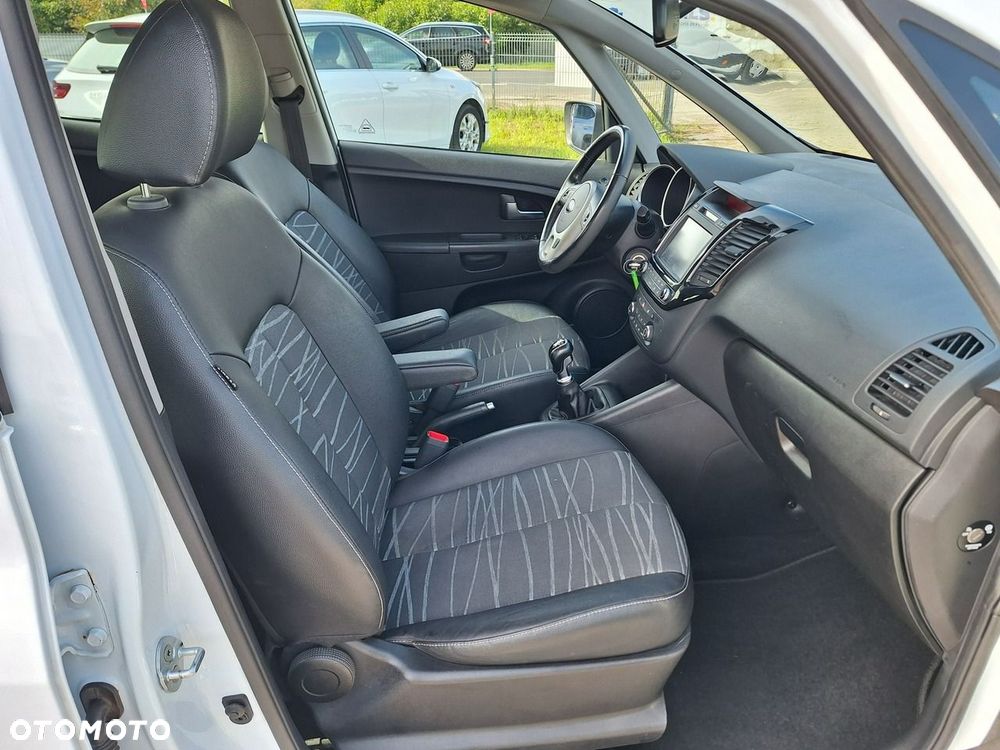 Kia Venga 1.4 CVVT Business Line - 30