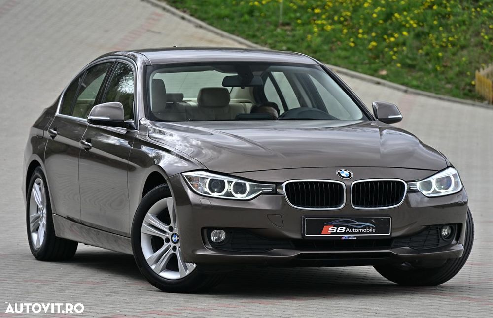 BMW Seria 3 320i Efficient Dynamics Edition - 1