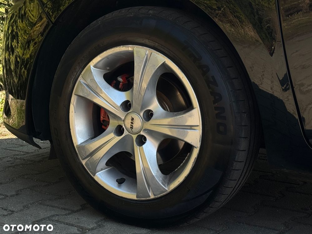 Renault Clio 1.2 16V Life - 11