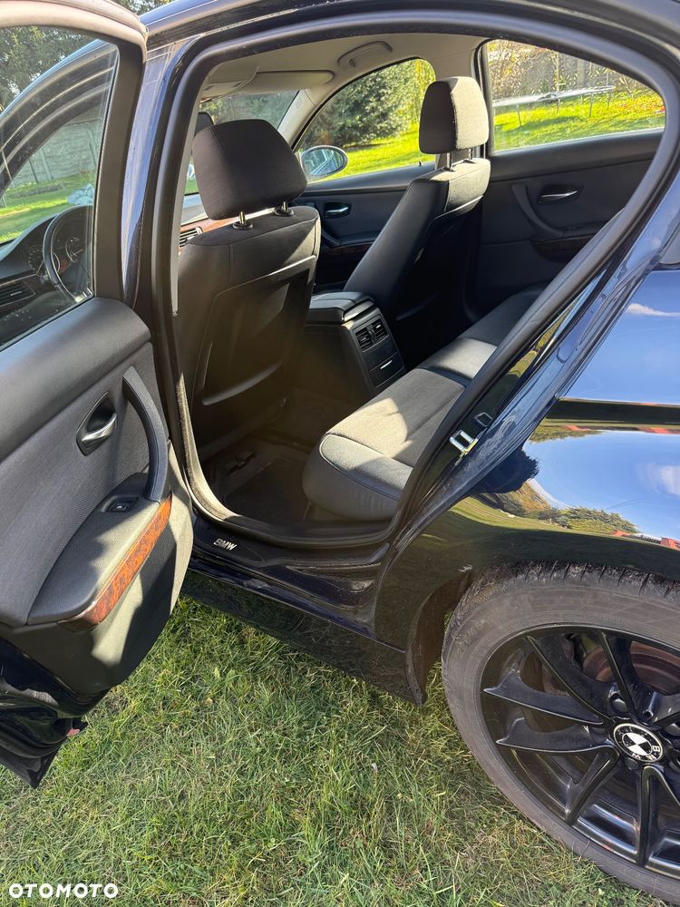 BMW Seria 3 - 23