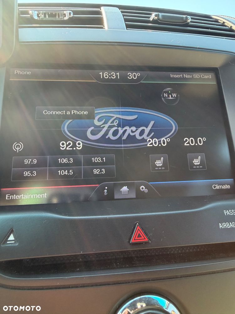 Ford Explorer - 13