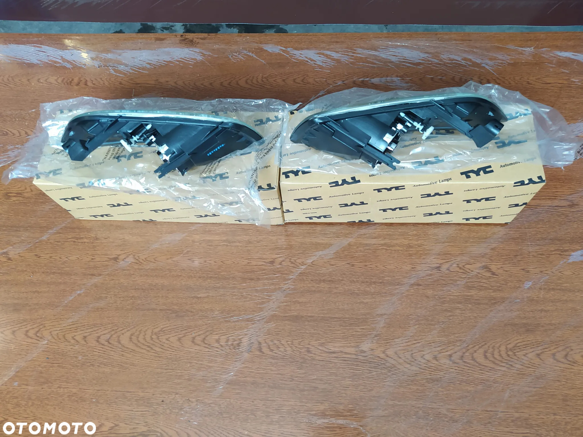 HALOGEN LEWY PRAWY PRZÓD NOWY MONDEO MK4 07-10 RADOM - 2