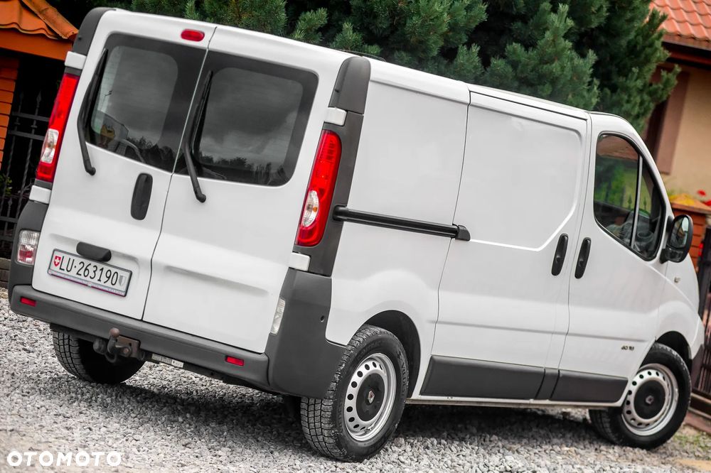 Renault Trafic - 10