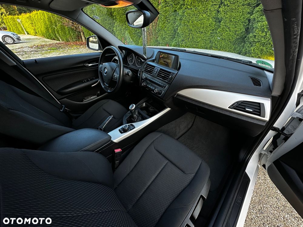 BMW Seria 1 118i - 14