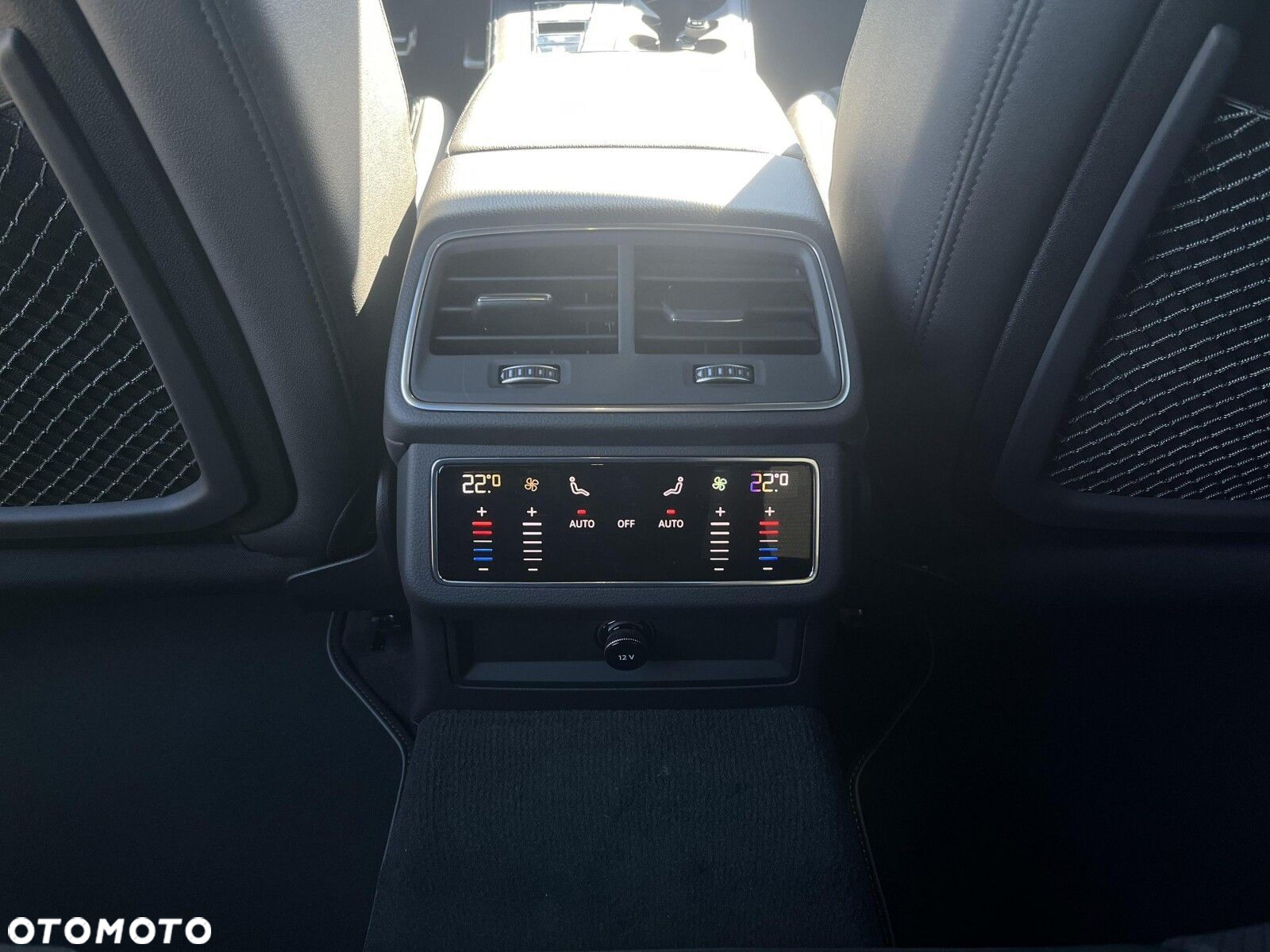 Audi A6 - 24