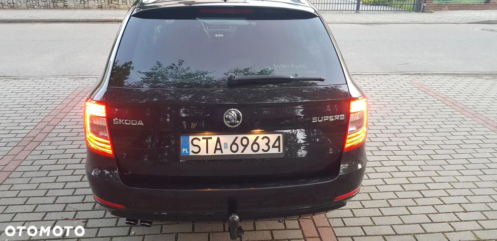 Skoda Superb 2.0 TDI Elegance DSG - 6