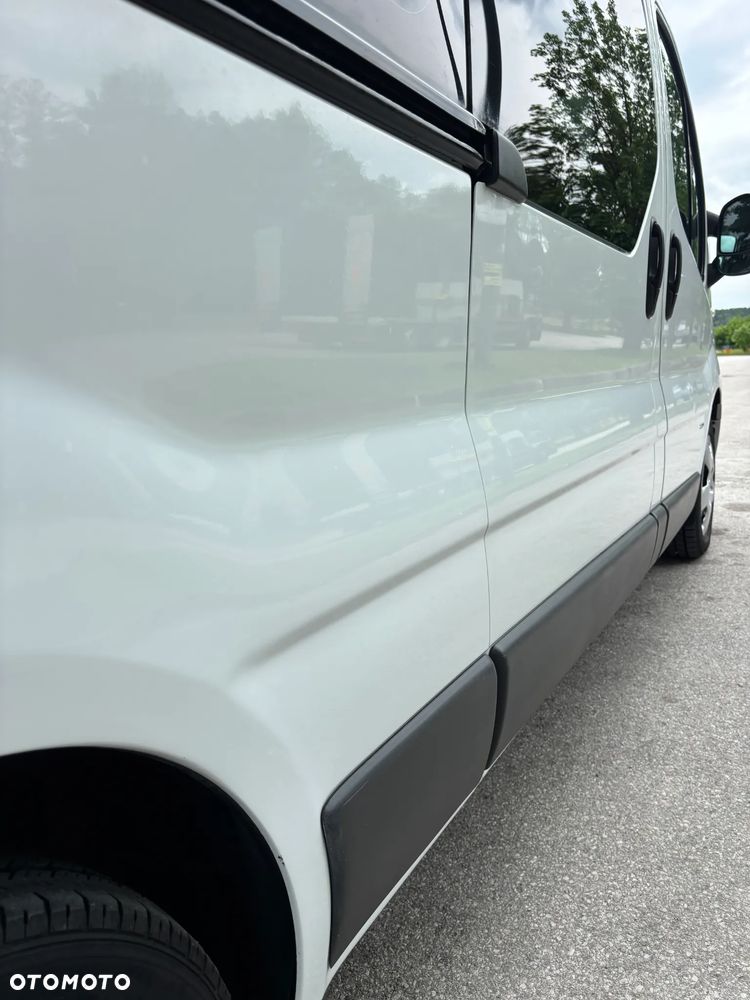 Opel Vivaro - 7