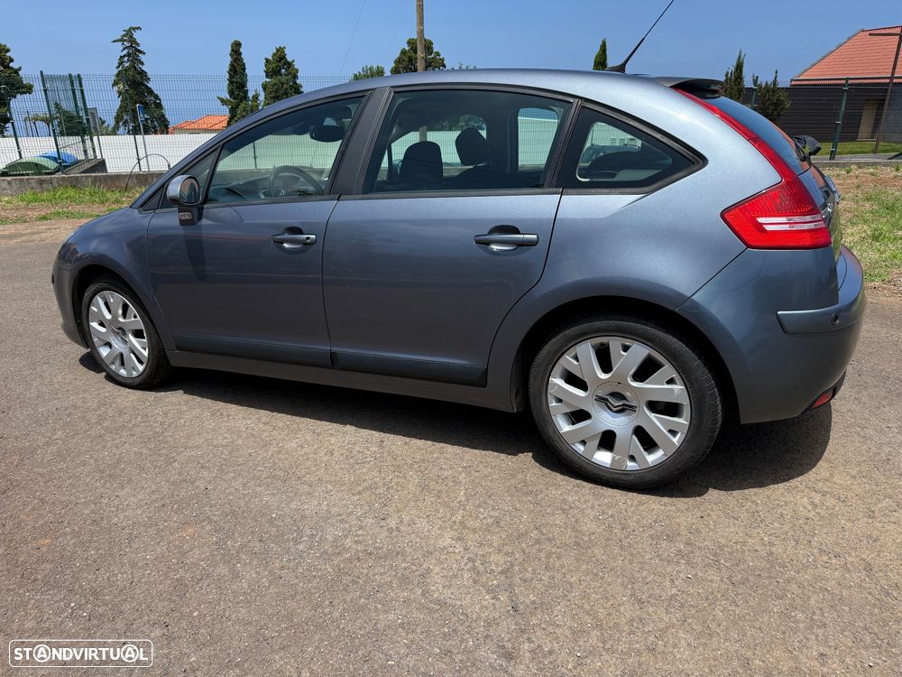 Citroën C4 1.6 HDi 110 VTR Pack - 1