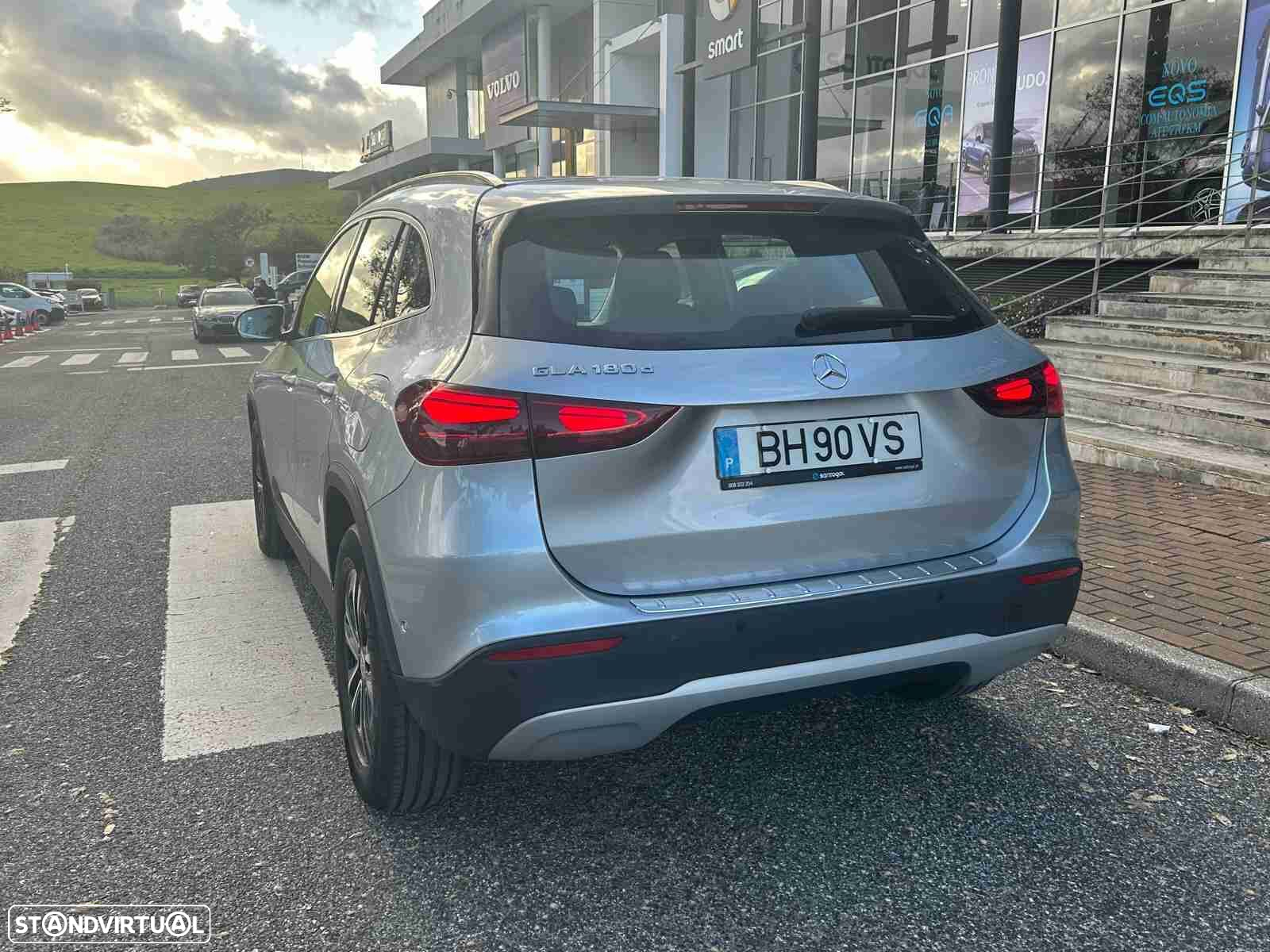 Mercedes-Benz GLA 180 d - 17