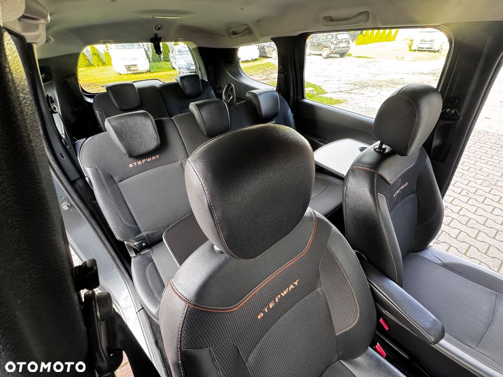 Dacia Lodgy 1.6 SCe Stepway S&S - 5