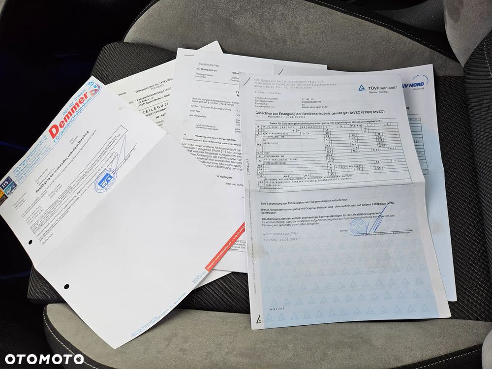 Volkswagen Golf R 4Motion BlueMotion Technology - 27