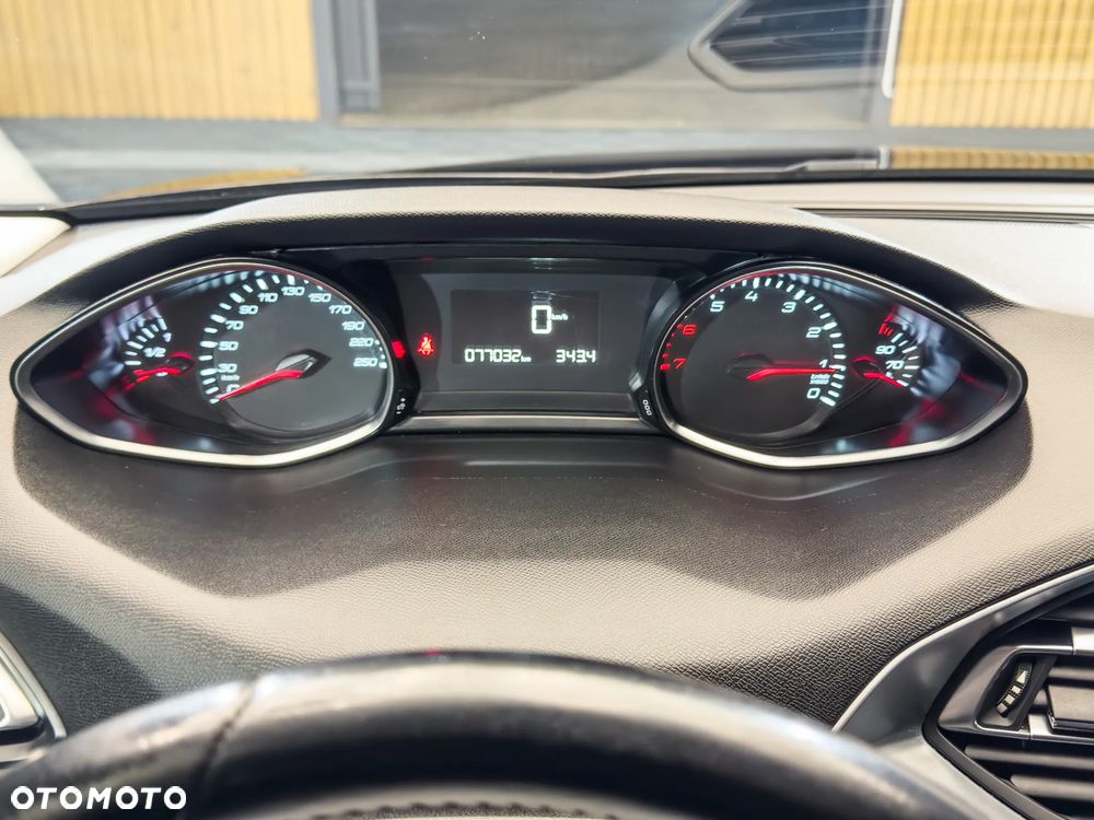 Peugeot 308 PureTech 110 Stop & Start Access - 32