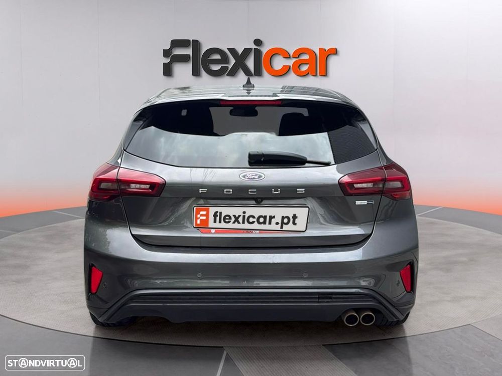 Ford Focus - 8