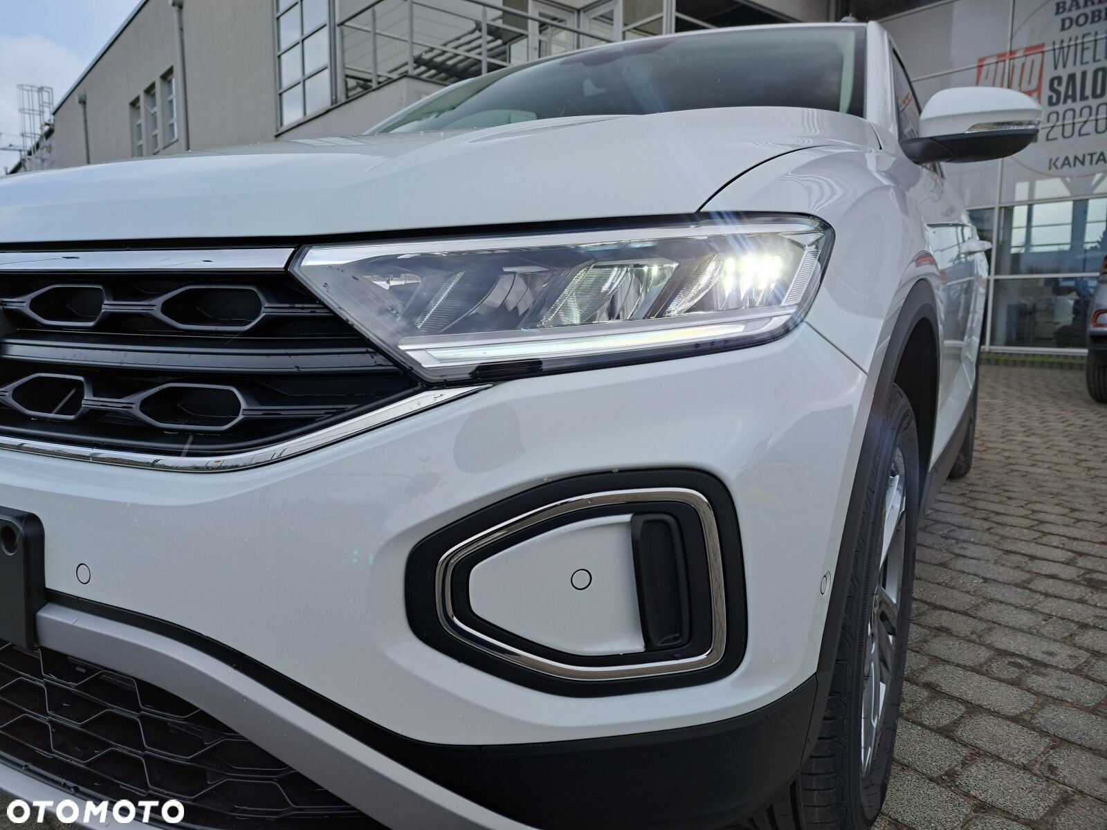 Volkswagen T-Roc 1.5 TSI Life Plus DSG - 38