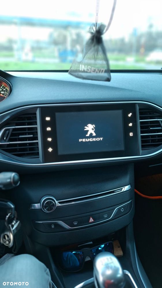 Peugeot 308 BlueHDi FAP 120 Stop & Start Allure - 10