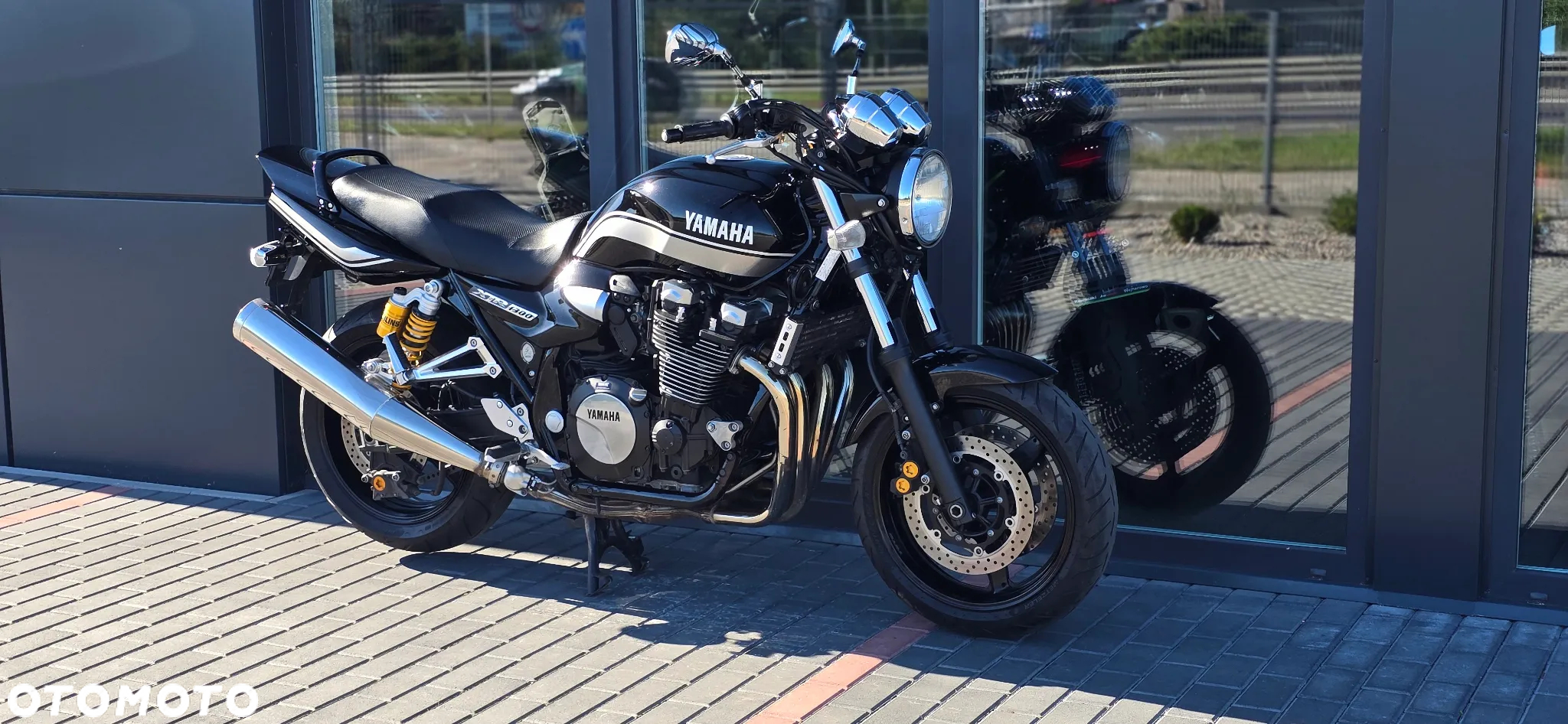Yamaha XJR - 5