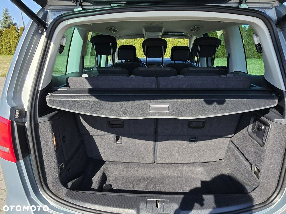 Volkswagen Sharan - 21