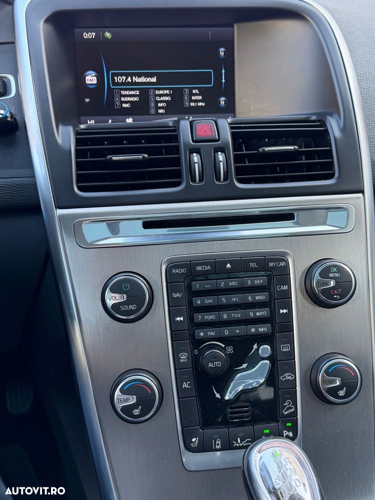 Volvo XC 60 2.4D AWD Aut. - 13