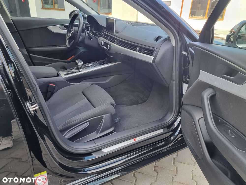 Audi A4 Avant 40 TDI S tronic S line - 12