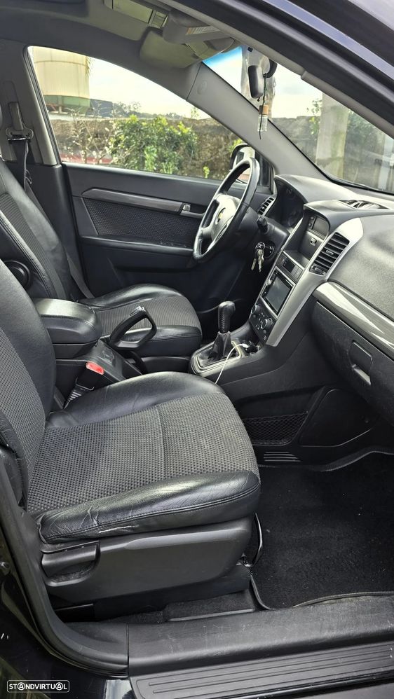 Chevrolet Captiva 2.0 VCDi Seven Extreme 7L - 28