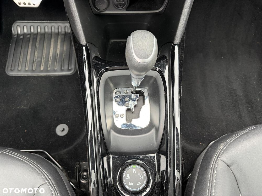 Peugeot 2008 1.2 Pure Tech GPF Crossway S&S EAT6 - 15