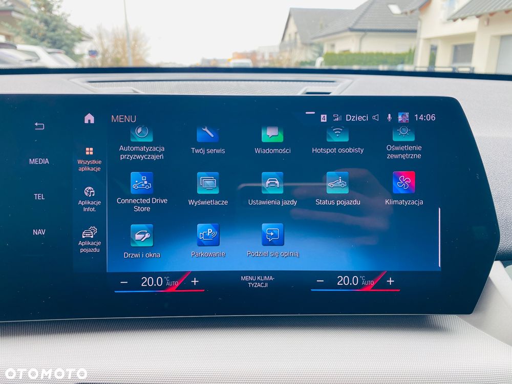 BMW iX1 xDrive30 66.5kWh xLine - 32