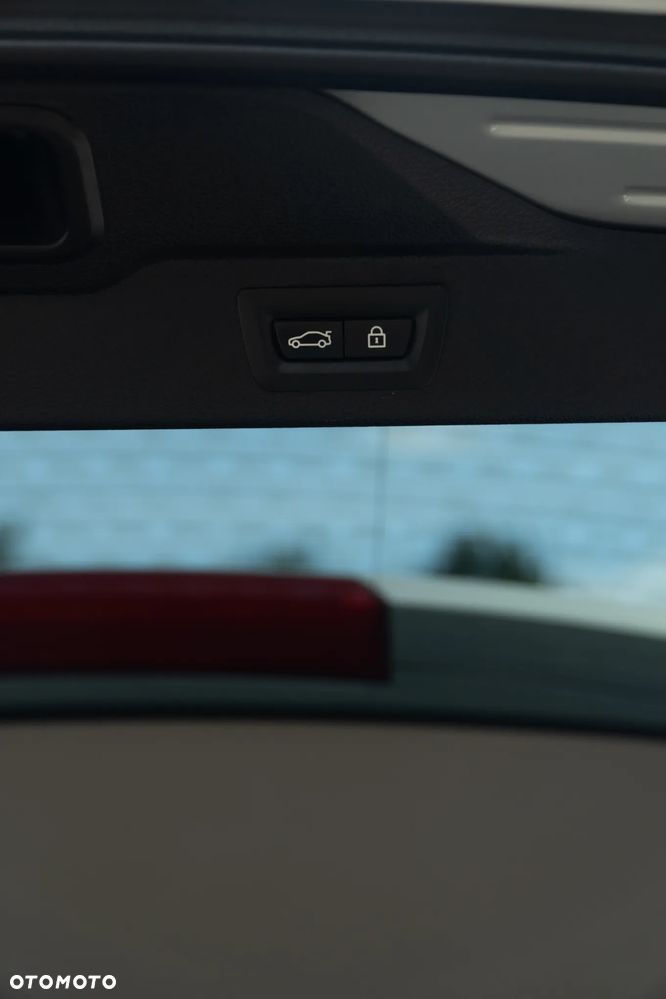 BMW X5 xDrive35i Edition Exclusive - 33