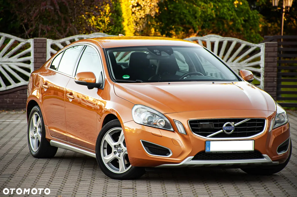 Volvo S60 - 2