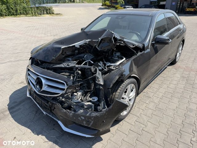 Mercedes-Benz Klasa E 400 4Matic 7G-TRONIC Avantgarde - 8