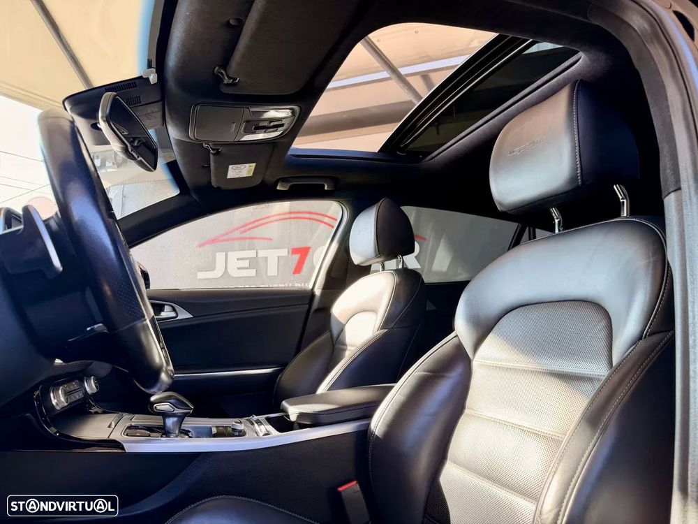 Kia Stinger 2.2 CRDi GT Line - 13