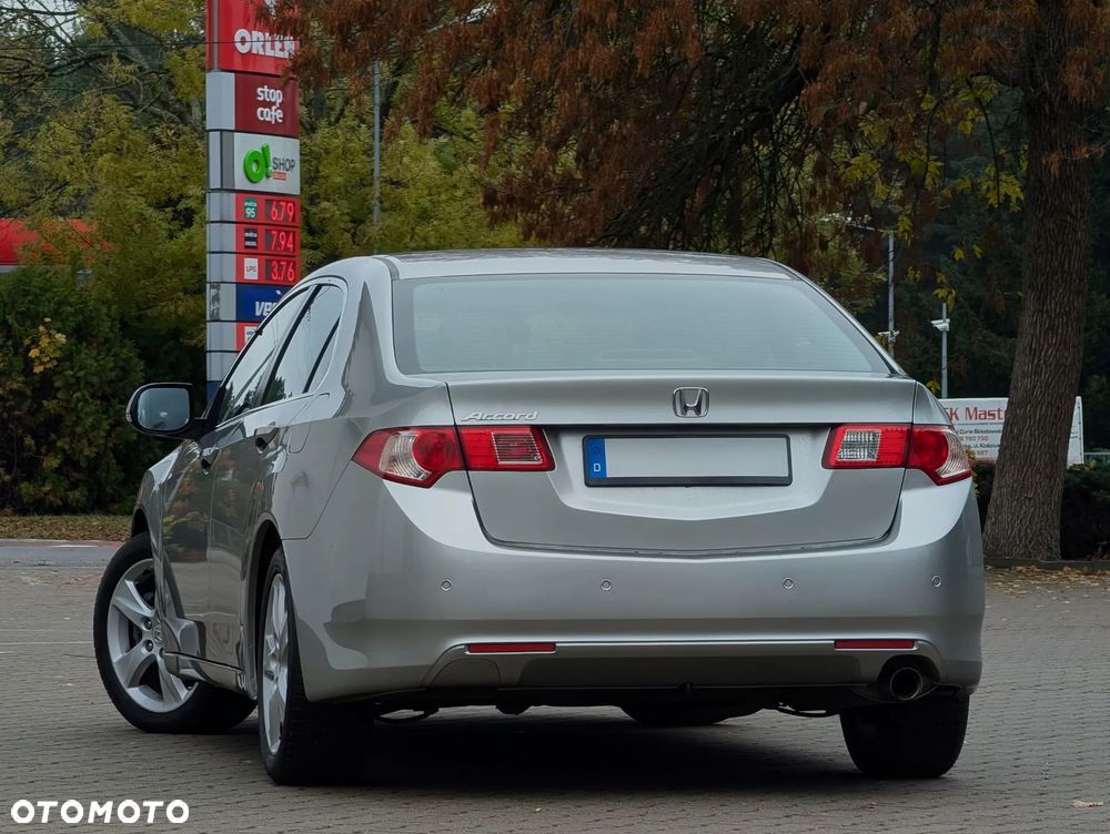 Honda Accord - 16