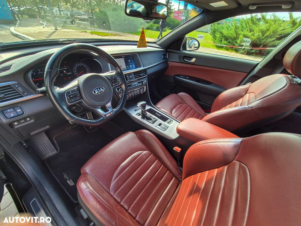 Kia Optima 1.7 DSL 7DCT GT Line - 7
