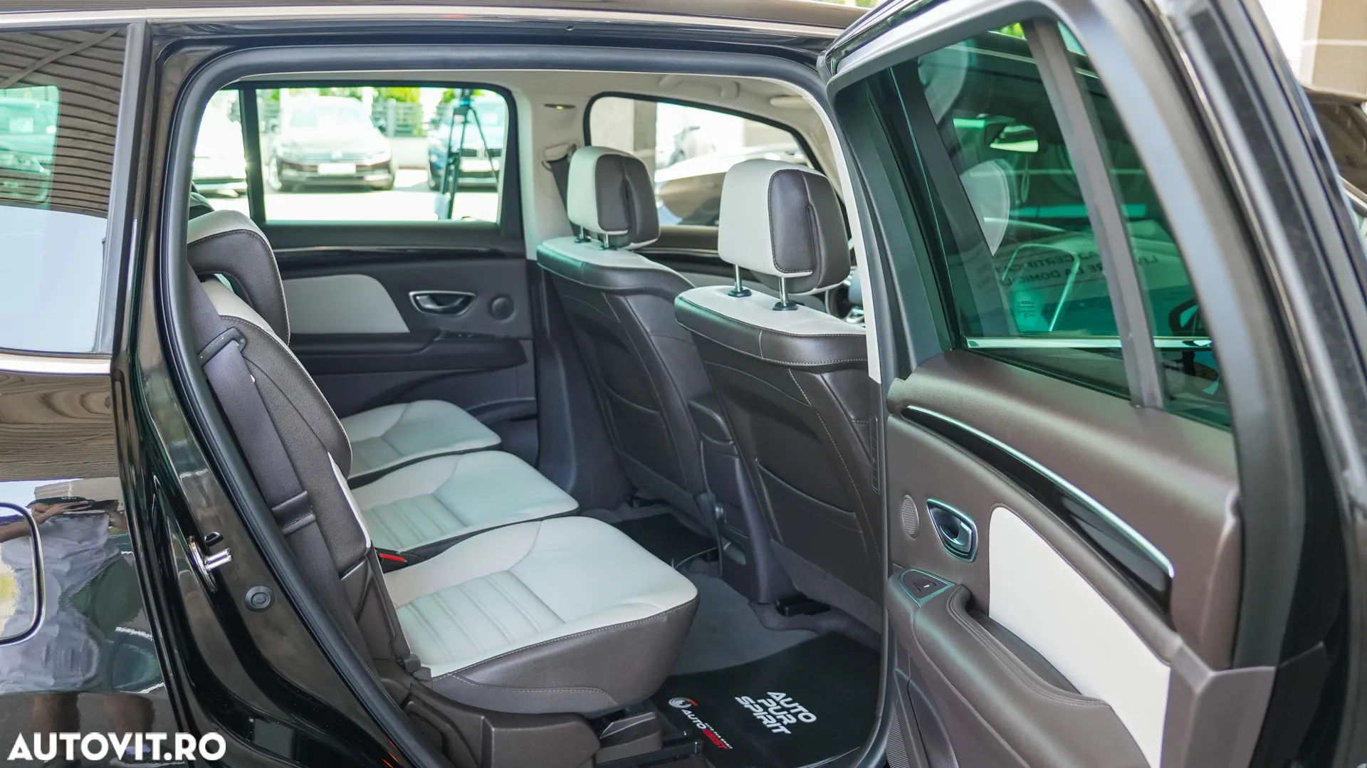 Renault Espace - 32
