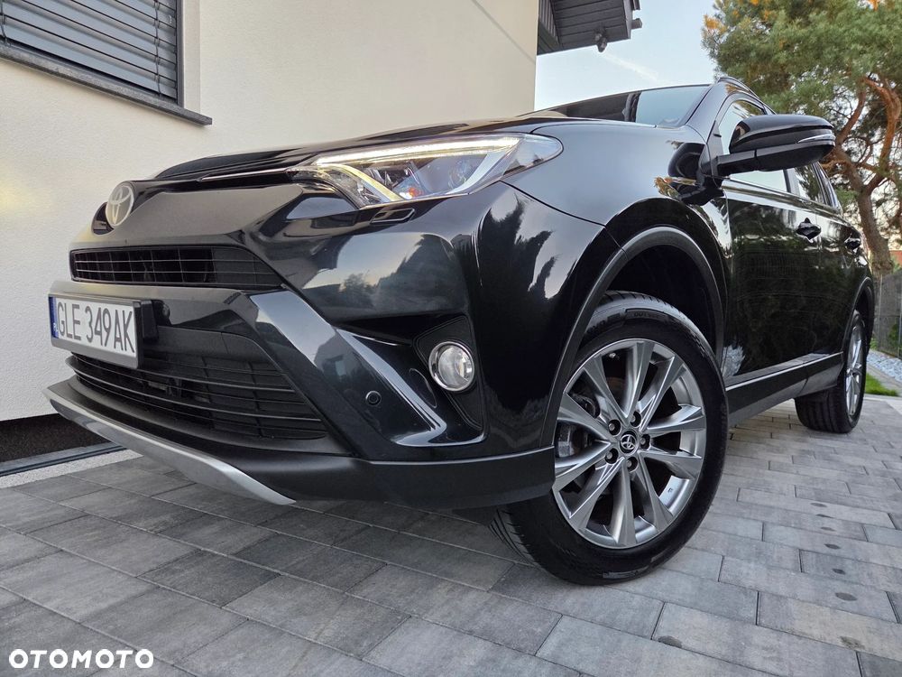Toyota RAV4 2.0 D-4D Premium 4x2 - 2