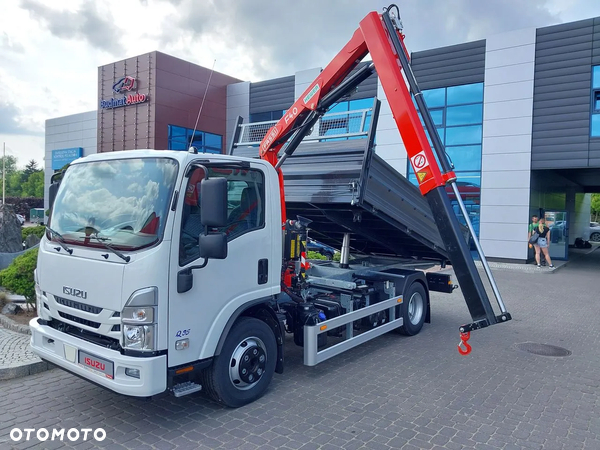 Isuzu Q95