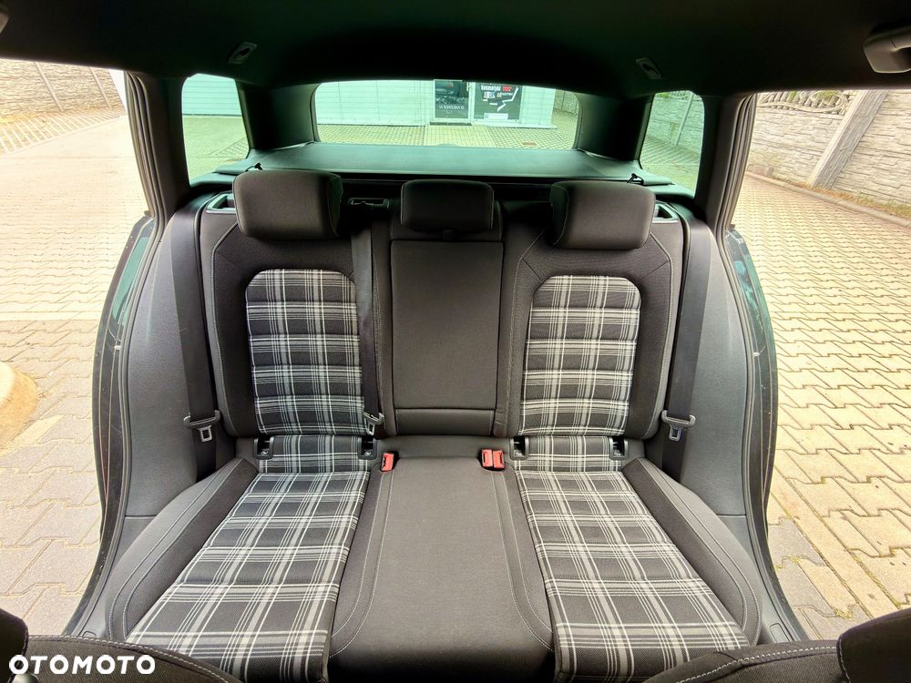 Volkswagen Golf 2.0 TDI BMT GTD DSG - 10