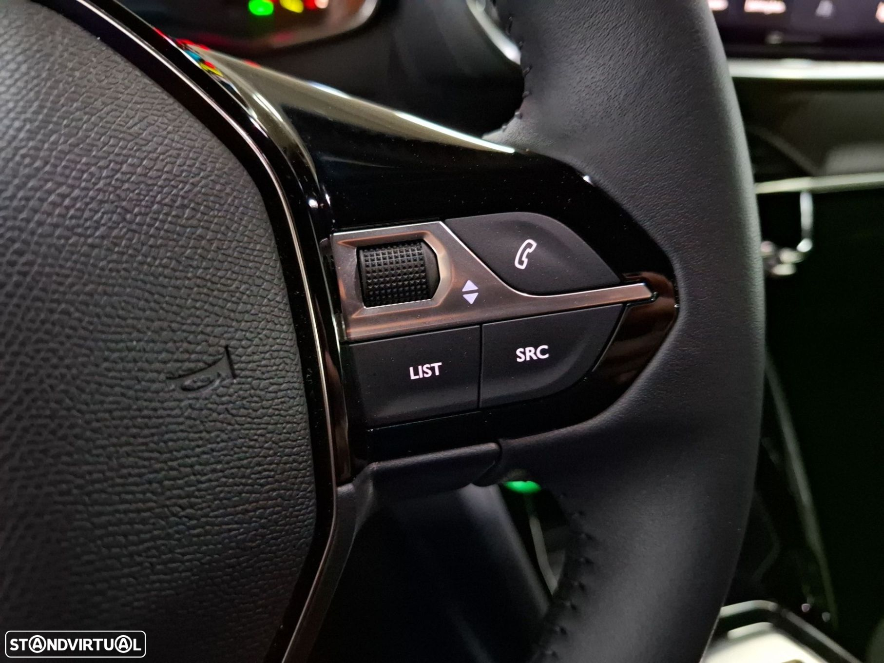 Peugeot e-2008 54 kWh Active - 15