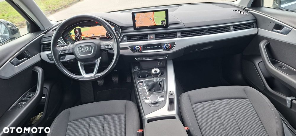 Audi A4 Avant 2.0 TDI design - 12