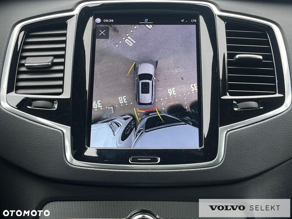 Volvo XC 90 - 25