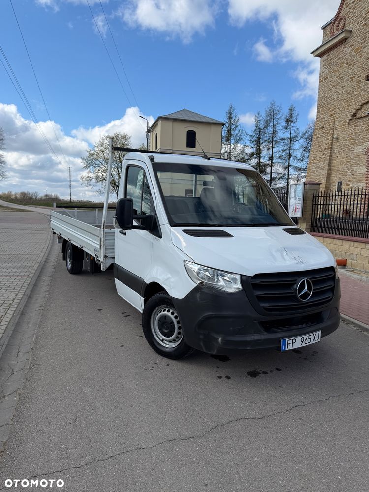 Mercedes-Benz Sprinter - 2