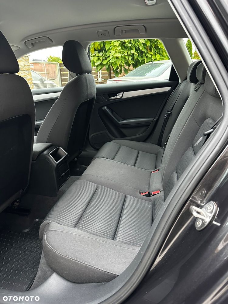 Audi A4 Avant - 14