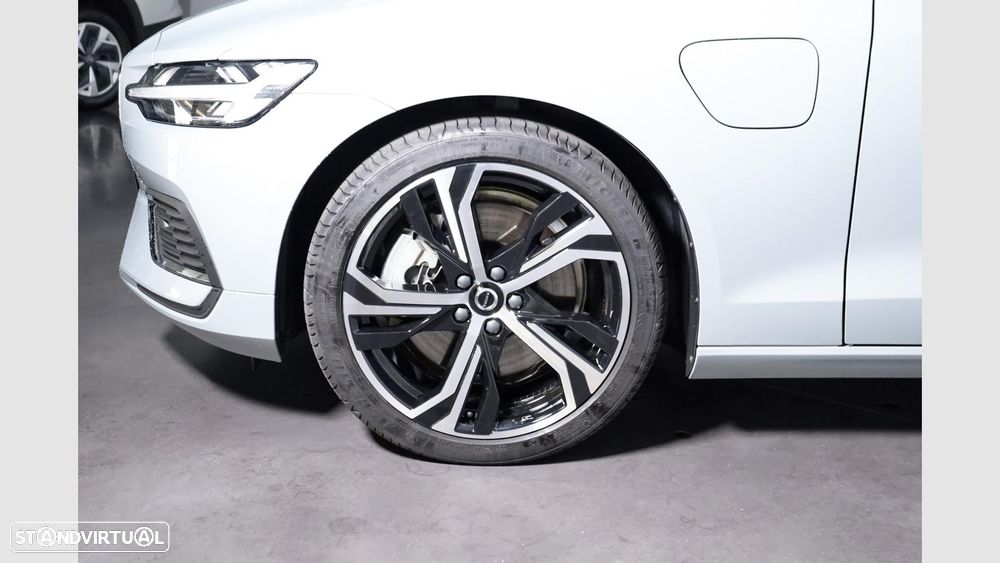 Volvo V60 2.0 T6 AWD TE Core - 9