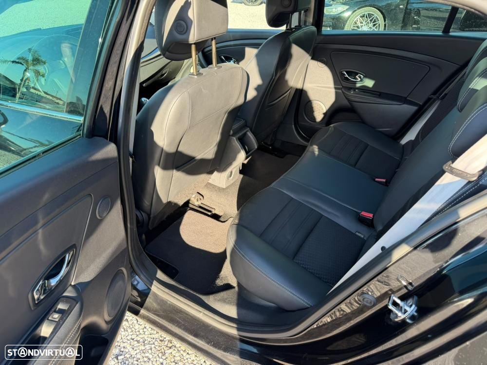 Renault Mégane Sport Tourer 1.5 dCi Bose Edition J18 - 17