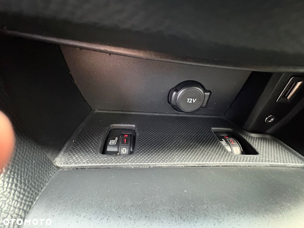 Peugeot 308 BlueHDi 120 EAT6 Stop & Start Allure - 13